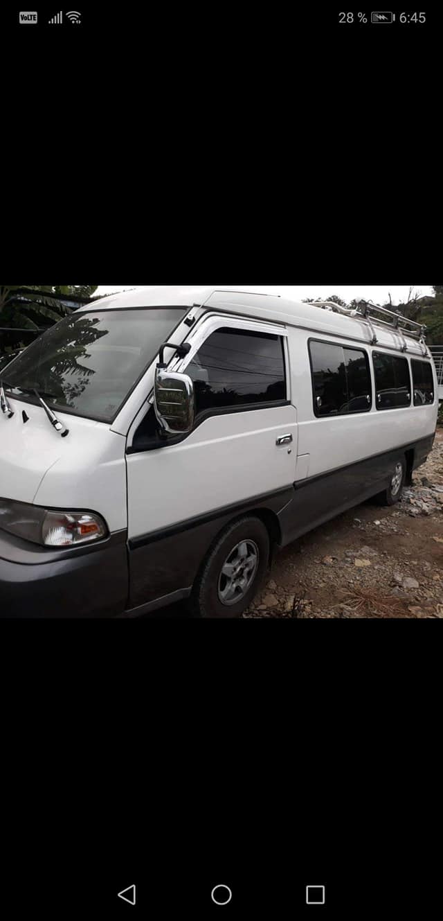 Vendo hyunday Grace modelo 2004