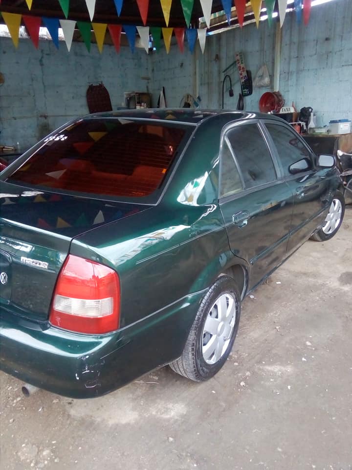 Vendo Mazda protege 99 MEC.
