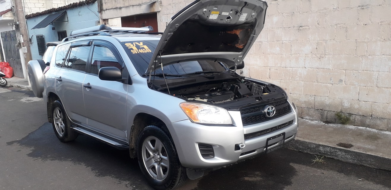 Vendo toyota rav 2011