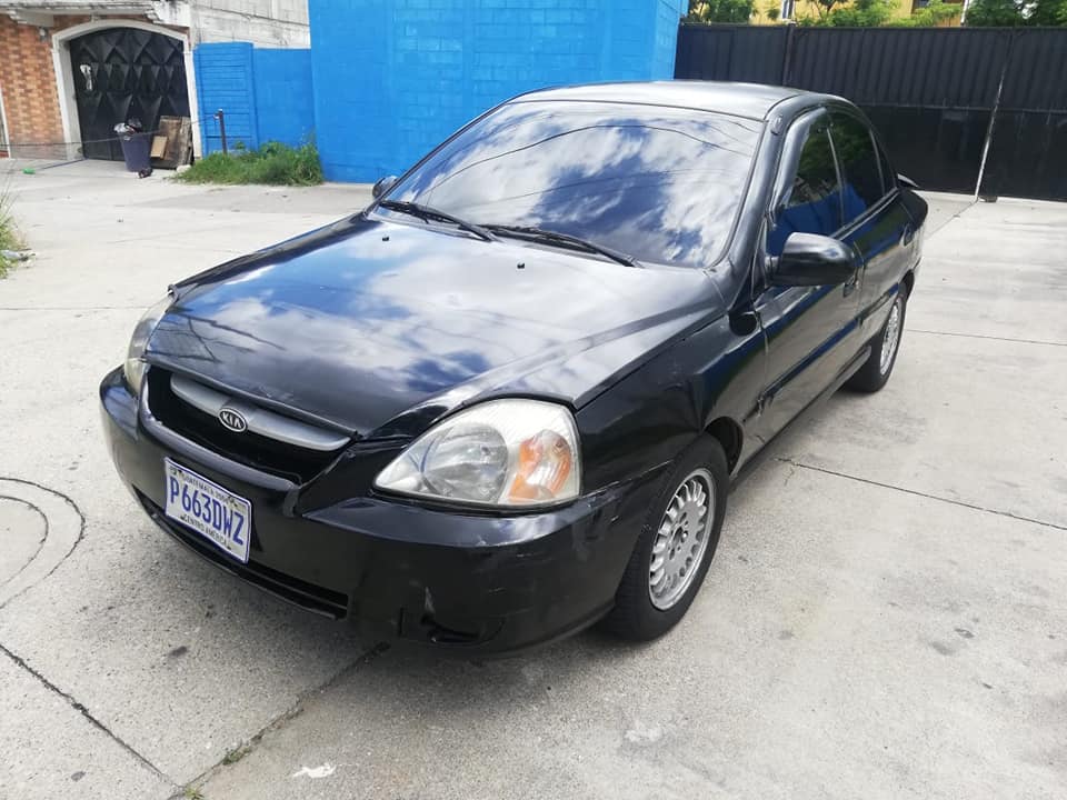 Kia Río 2004 Automático, motor 1.6