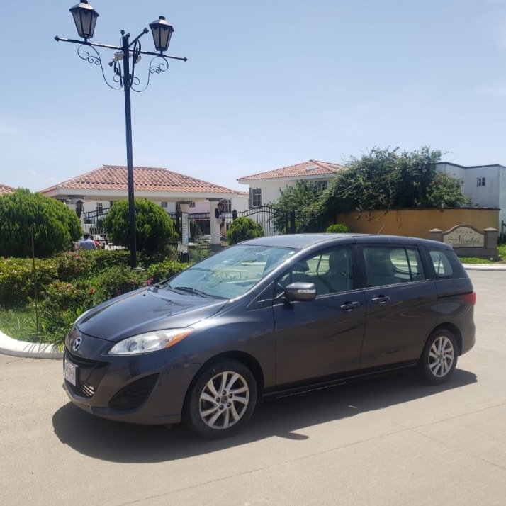 Mazda 5 modelo 2013