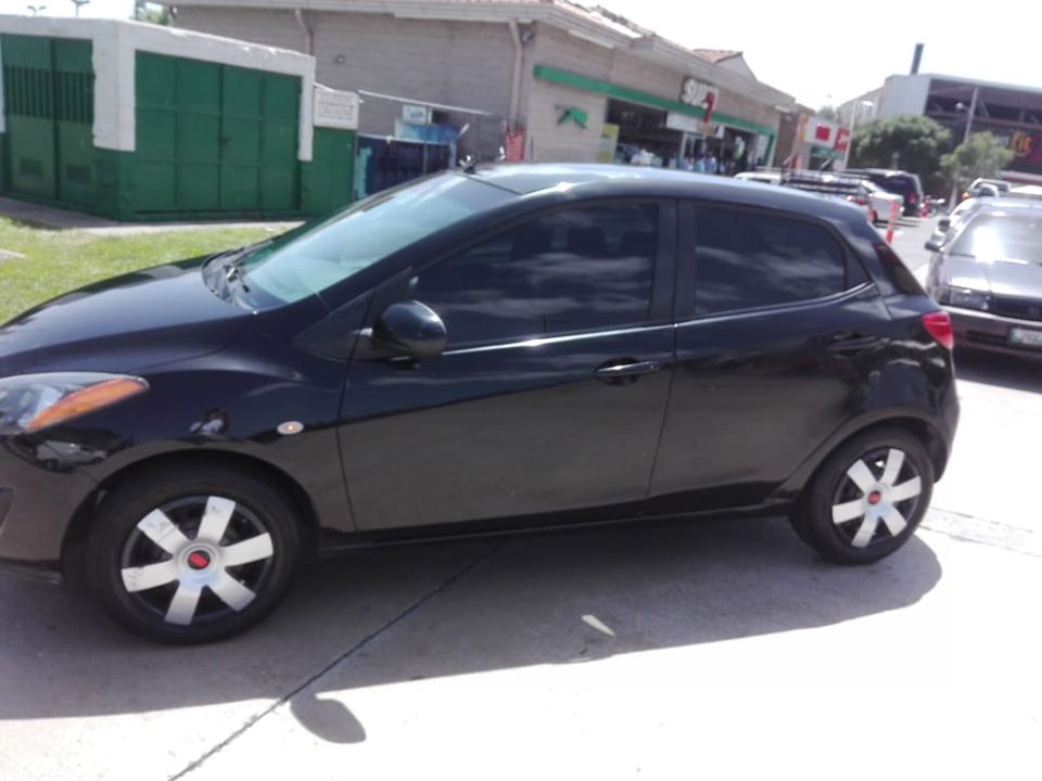 Mazda 2 2011