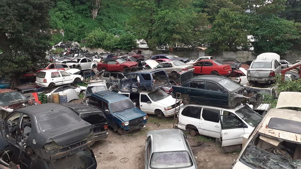 Repuestos para todo tipo de autos llame al 40594499