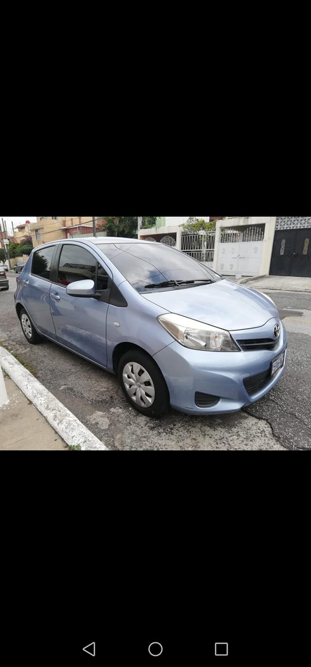 Yaris 2014 de agencia