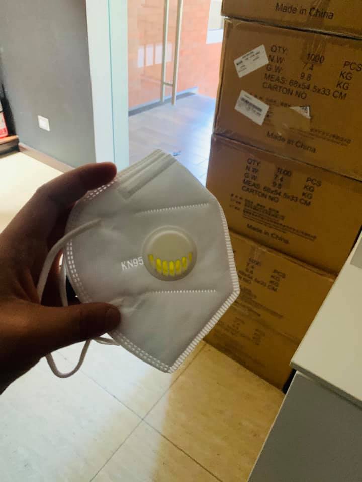 5 Mil Mascarillas KN95 Con Valvula disponibles para entrega inmediata.
 10 masca...
