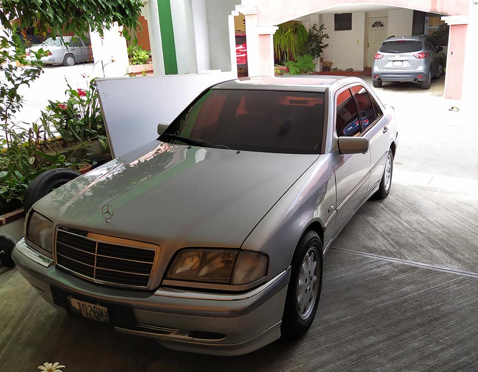 Mercedes Benz C240 Elegance