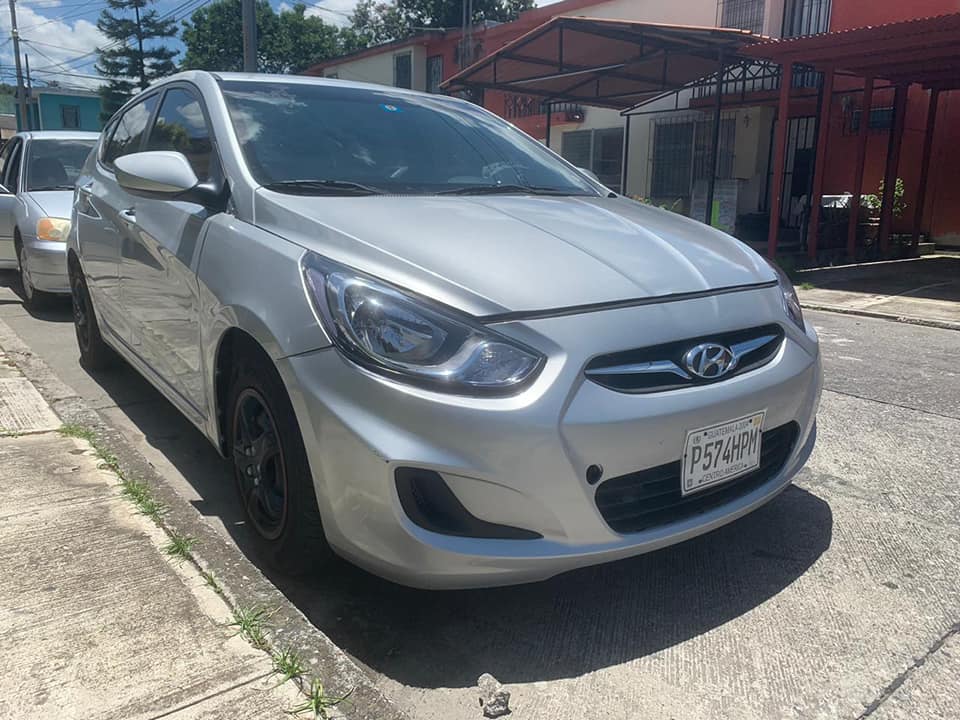 Vendo hyundai accent 2015