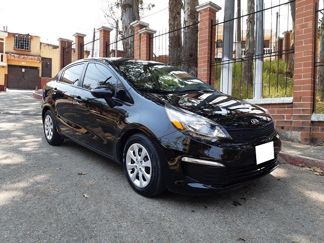 Kia Rio LX modelo 2,017 Tip Tronic Bolsas de Aire Intactas Recien Ingresado Nitido