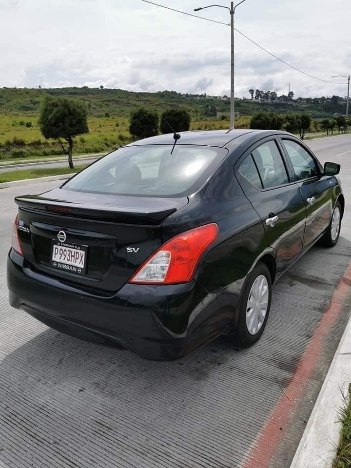Vendo
 Nissan versa 2017
 Full equipo
 Recien ingresado
 Motor 1.6 sistema eco
 ...