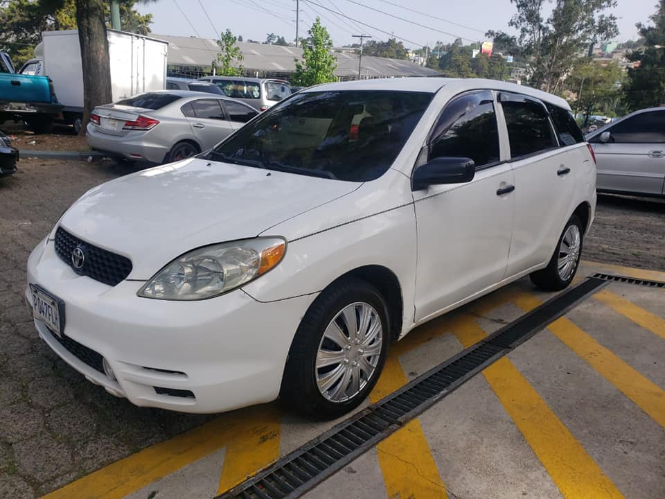 Vendo toyota matrix 2003 mecanica