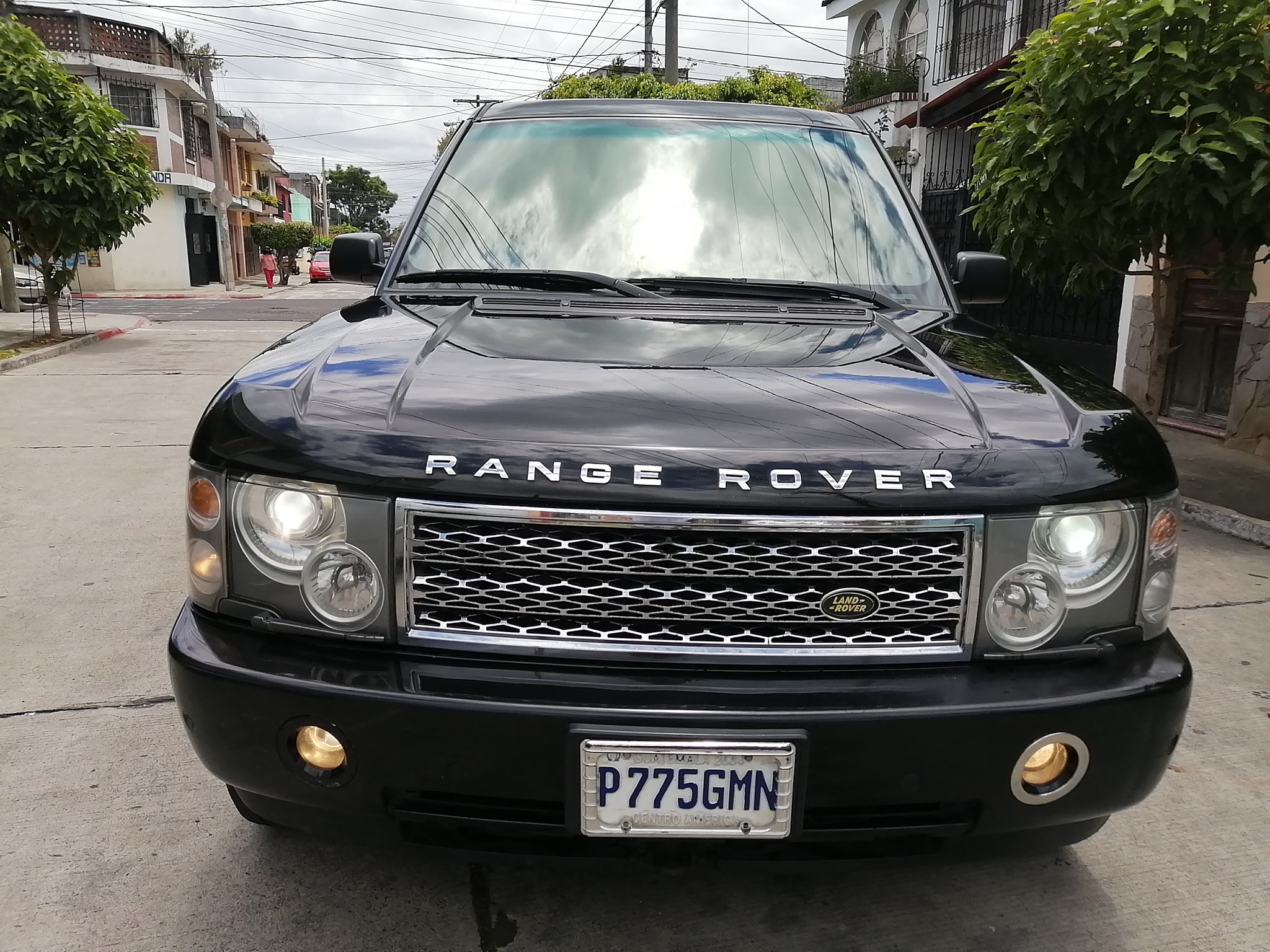 ACEPTO TRATOS CAMBIO RANGE ROVER 2004