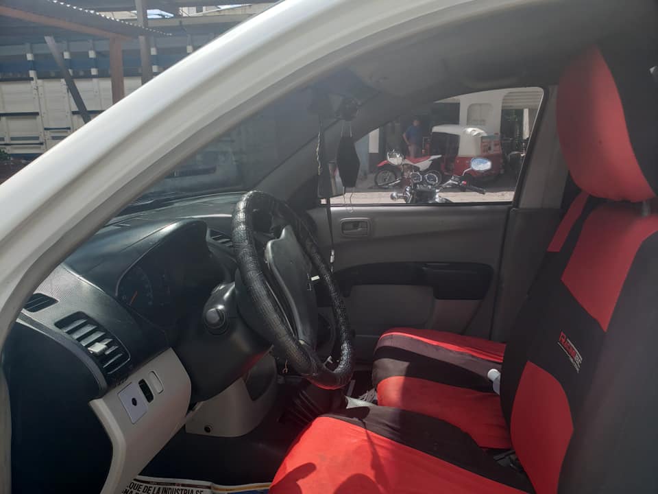 Vendo mistsubishi 2008 de agencia diesel 46481135