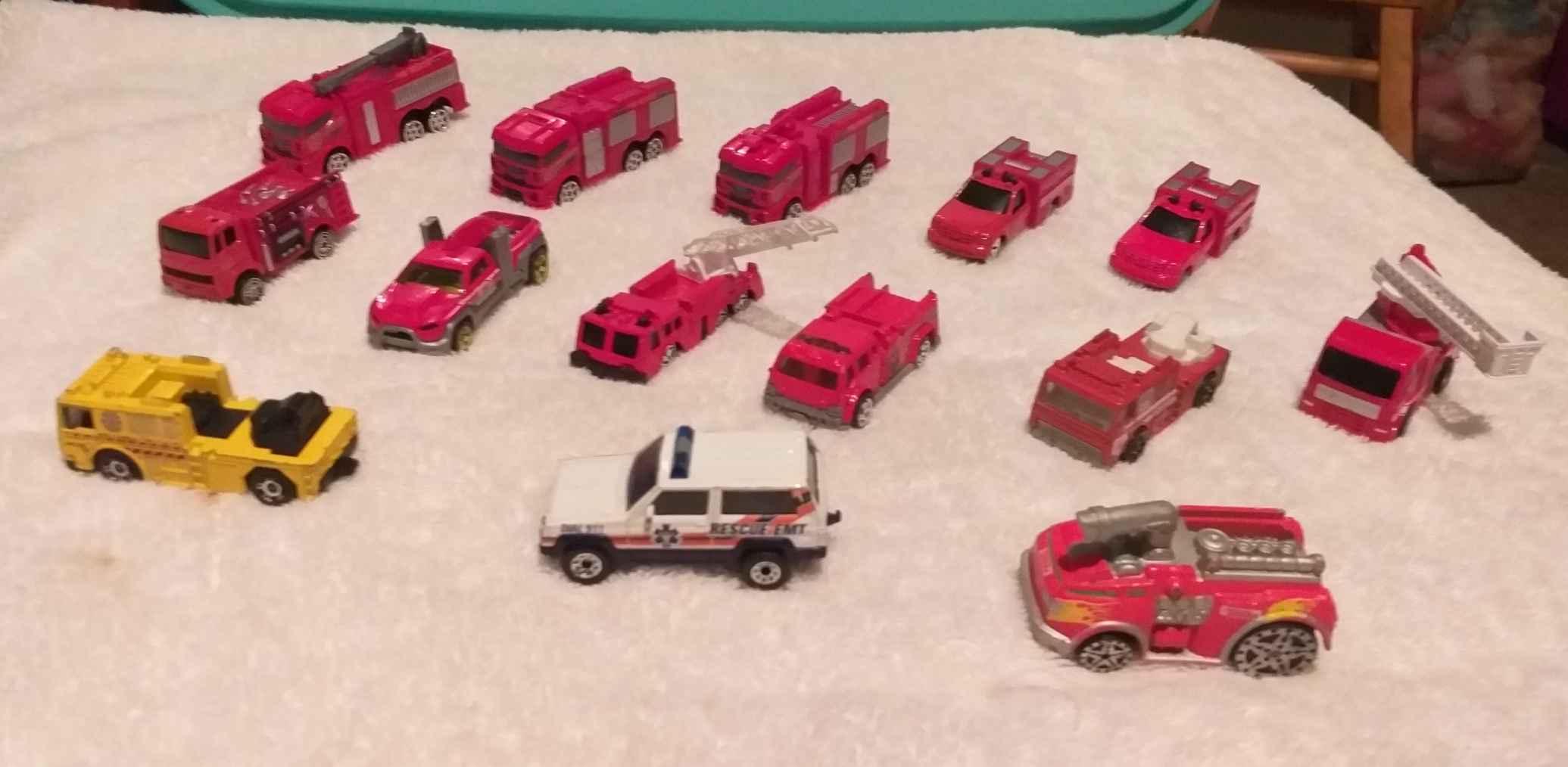 Carrito de metal!!! Americanos en muy buen estado.