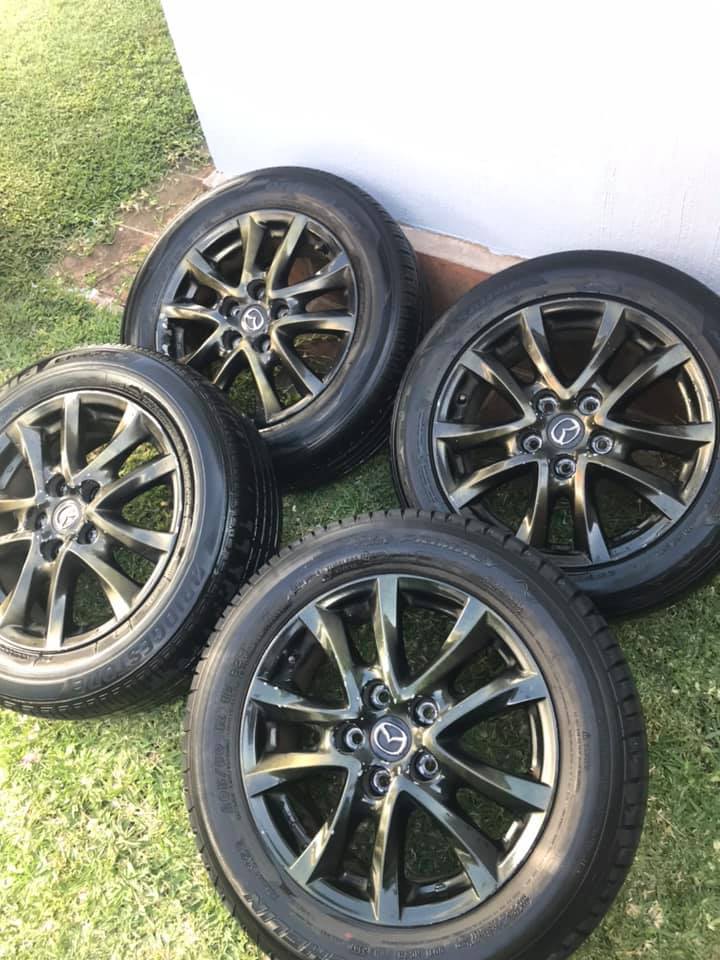 AROS MAZDA 3 (Originales)2014 - 2016 RIN 16