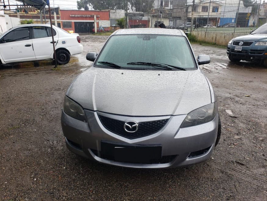 2005 GANGAZA - MAZDA 3 TIPTRONIC DE AGENCIA