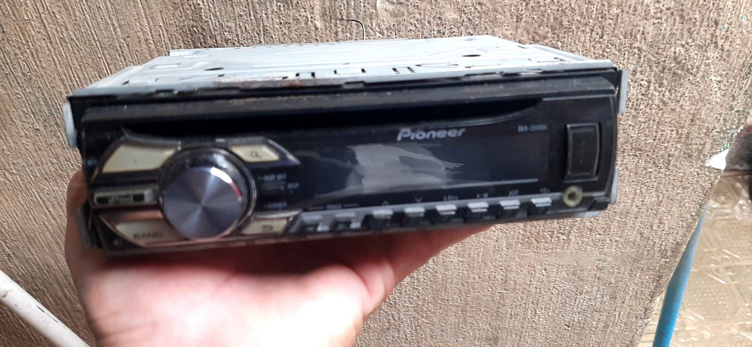 Radio Pioneer funcionando bien