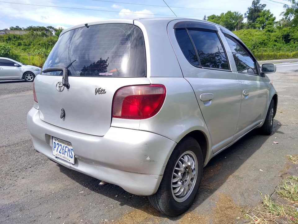 Acepto negocios Yaris Vitz JDM