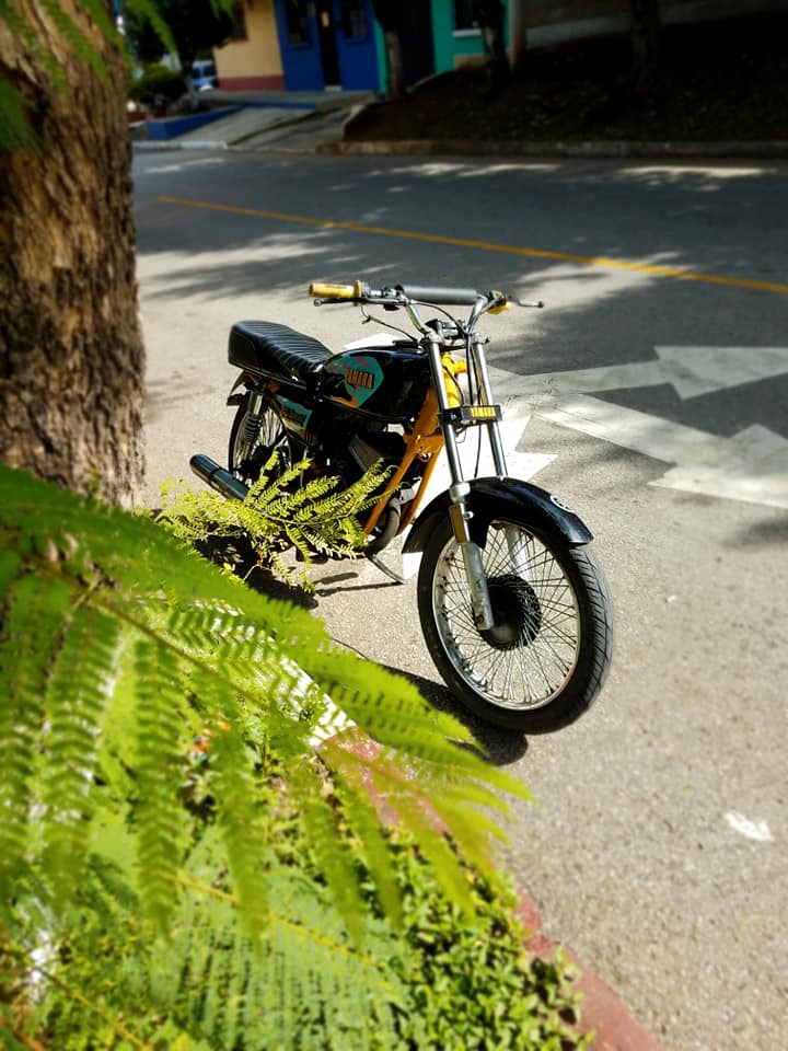 Vendo linda. Yamaha rx