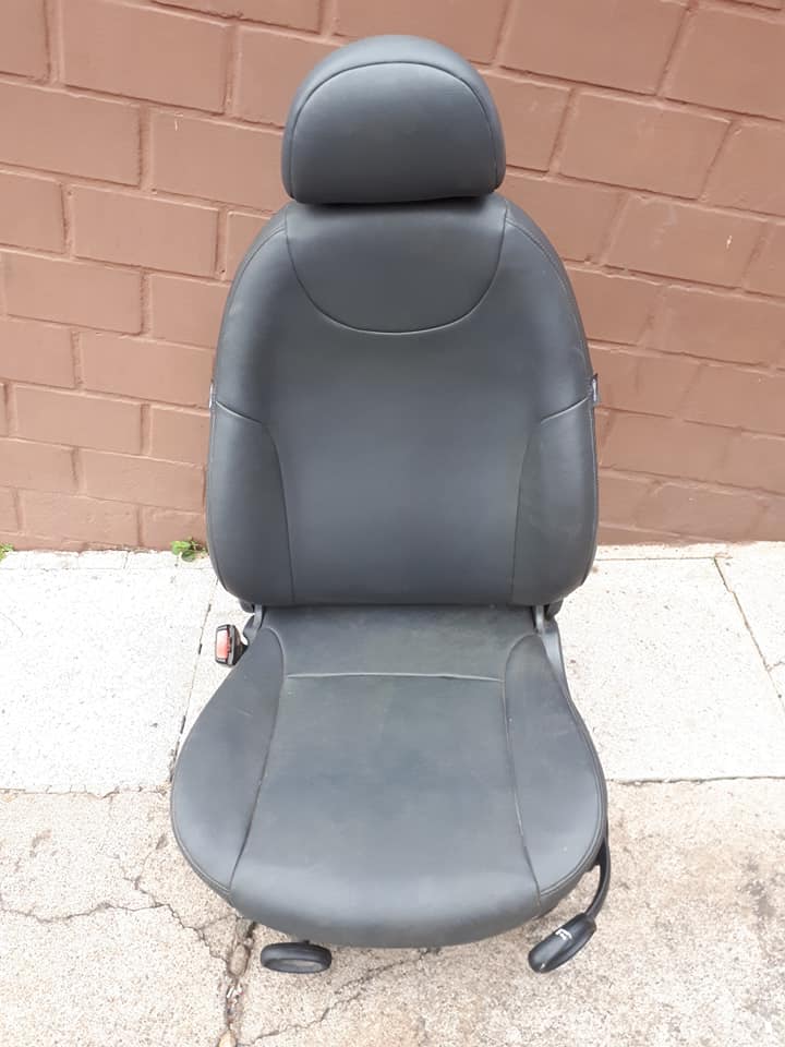 Butaca lado piloto mini Cooper para reparar