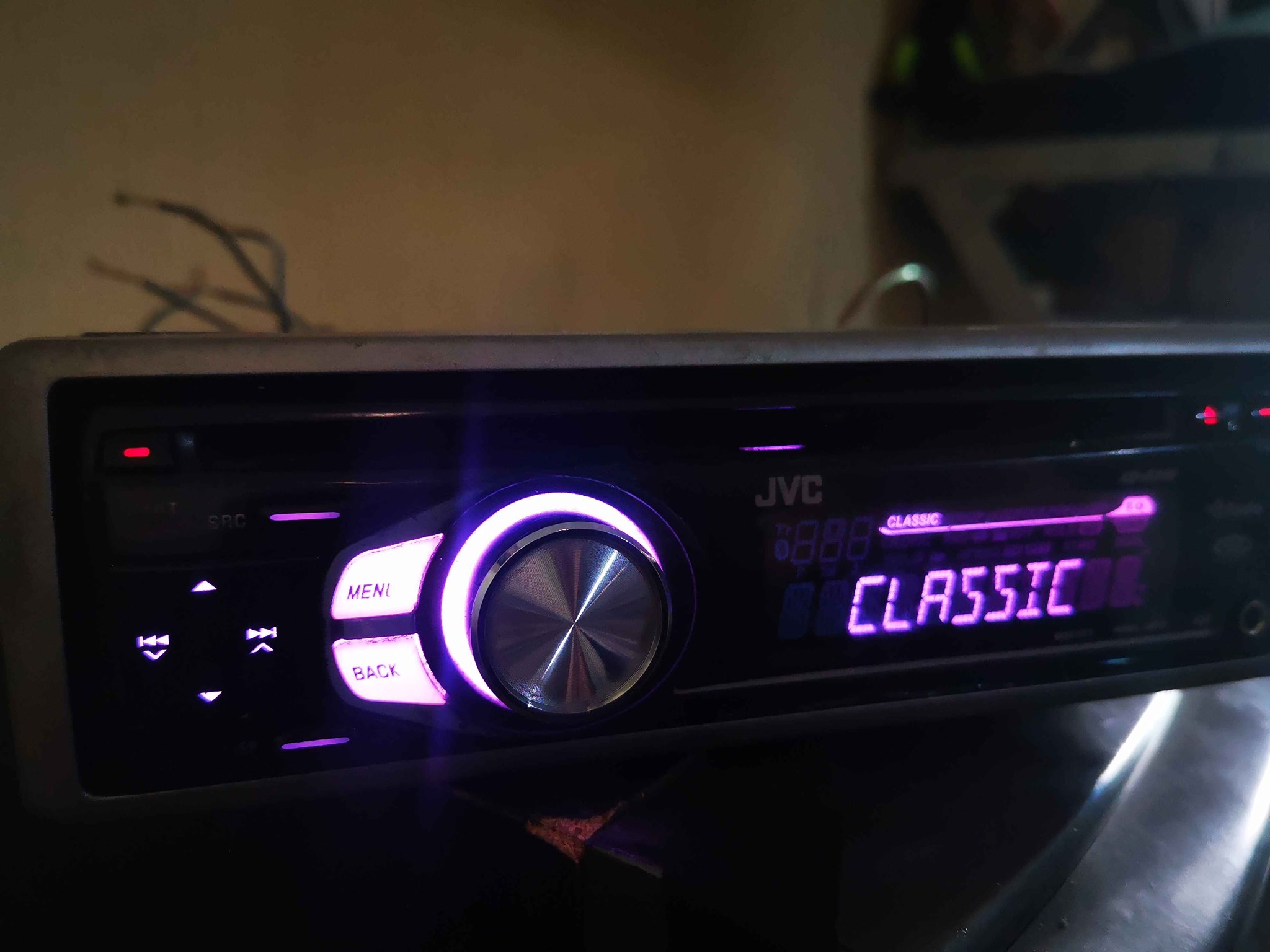 Si te gusta el buen sonido tengo a la venta radio JVC camaleón original con disco y auxiliar