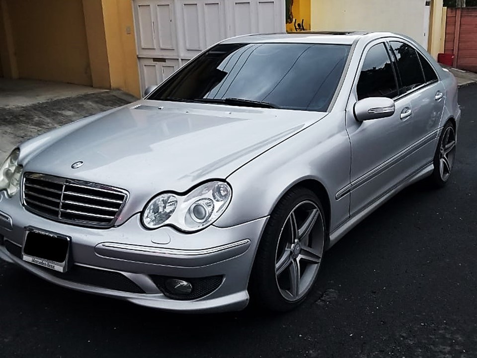 2006 MERCEDES BENZ  C230 ESPECTACULAR ESTADO