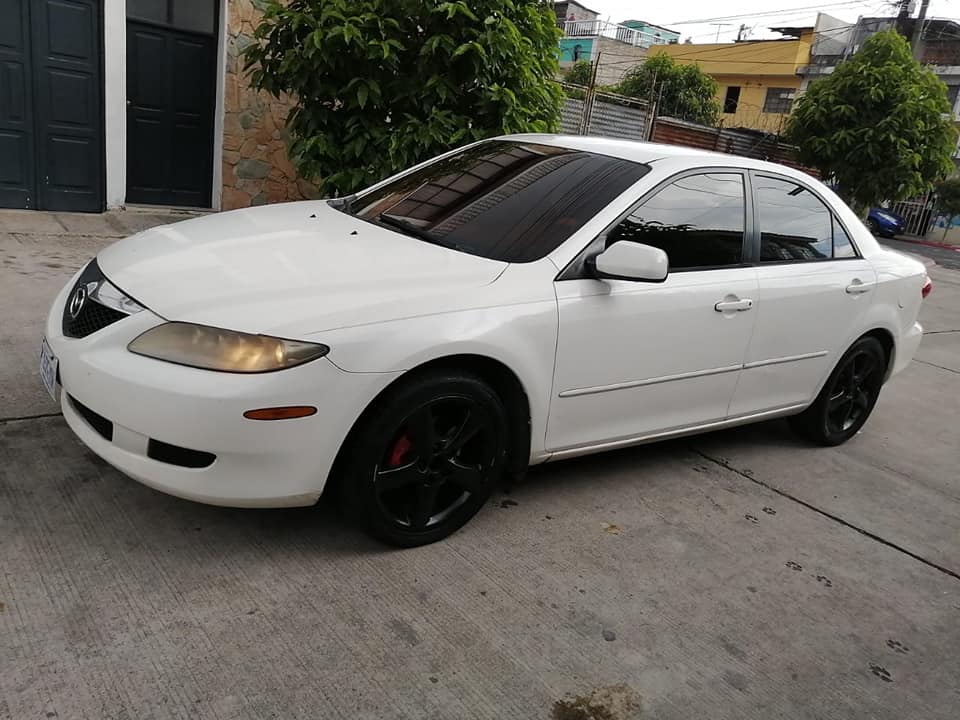 ACEPTO TRATOS!! MAZDA 6 MOD. 04'   4CIL OFREZCA!!
