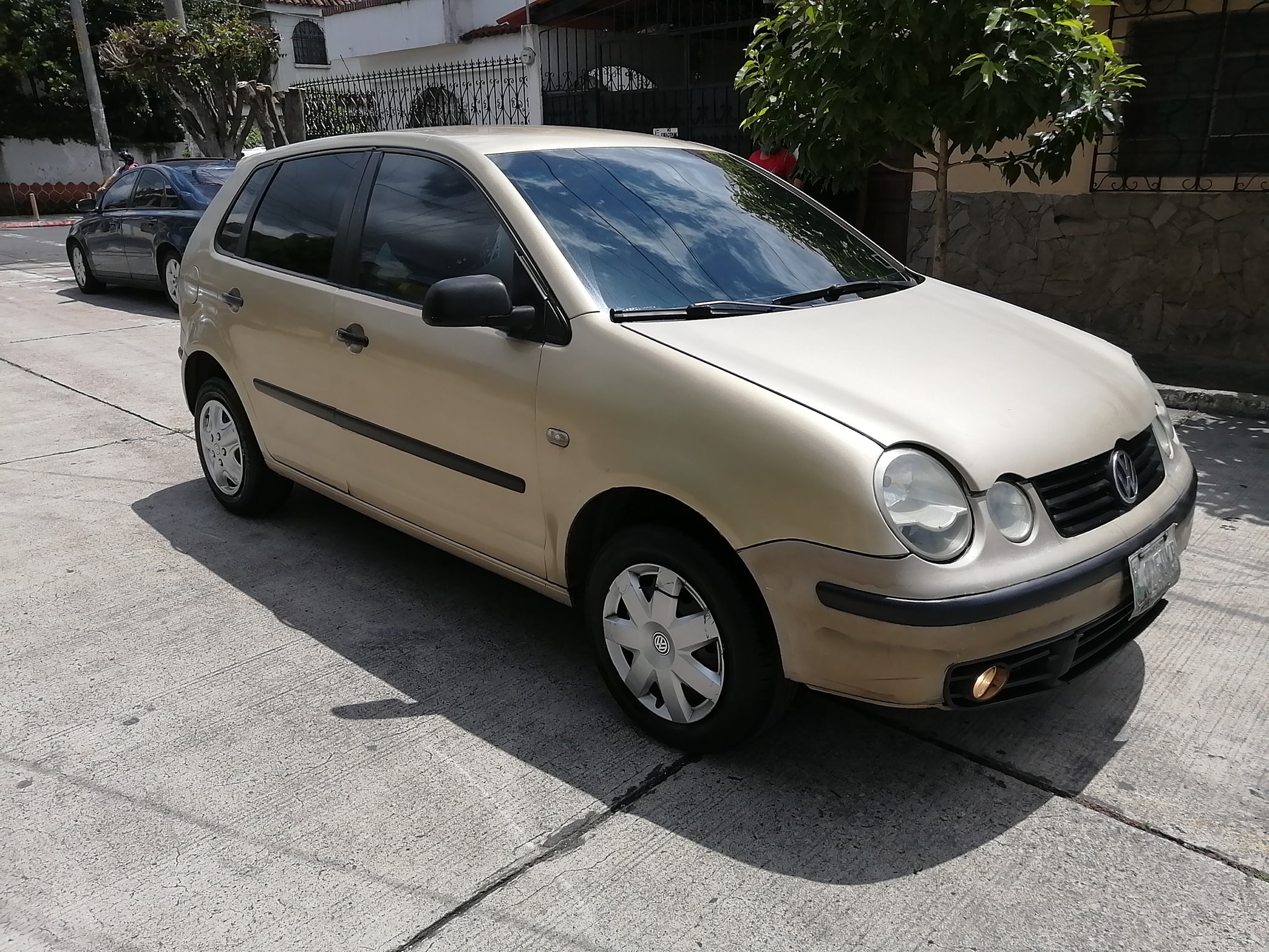 ACEPTO TRATOS VW POLO 2003 1.6 FUNCIONANDO AL 100 o cambio