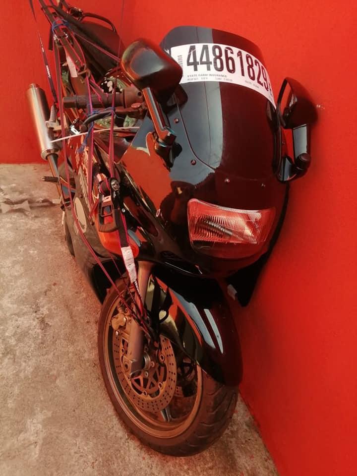 Vendo kawa 600R mod.93 tel.54923284