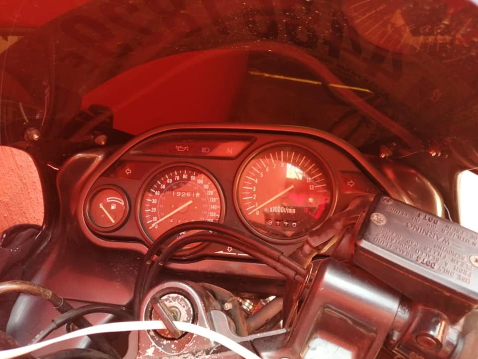 Vendo kawa 600R mod.93 tel.54923284