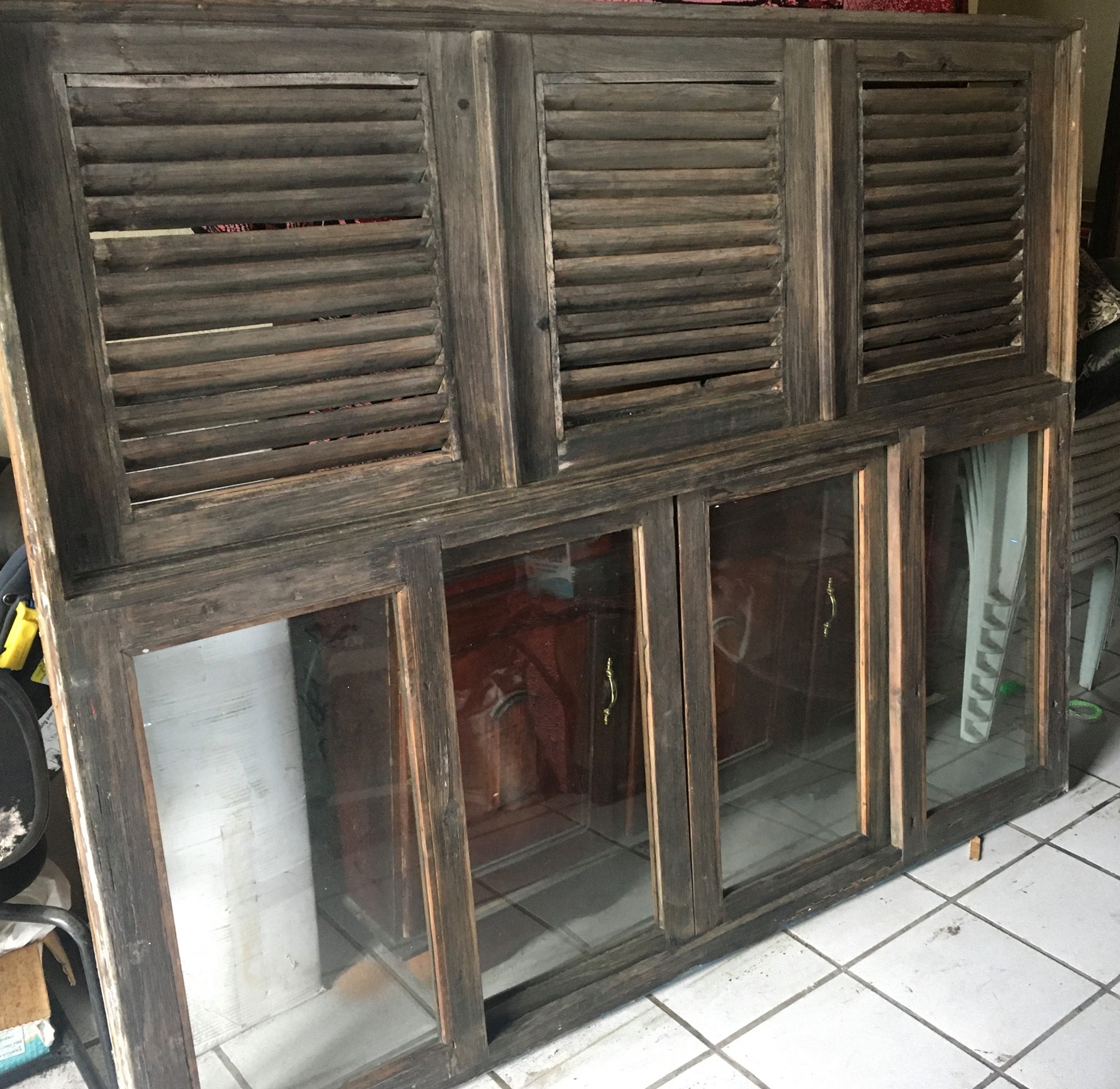 VENTANA ESTILO COLONIAL