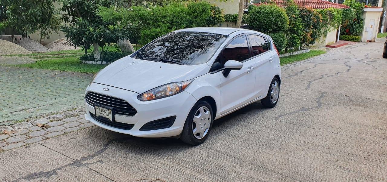 2014 FORD FIESTA AUTOMATICO MOTOR 1.6 ECONOMICO AIRE ENFRIANDO BOLSAS RECIBO CARRO TEL. 56945636