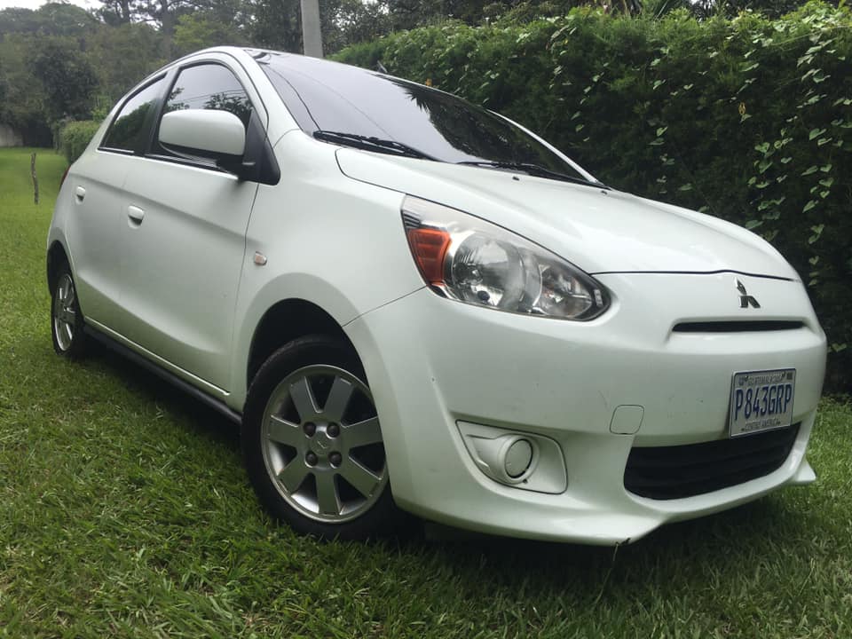 Vendo Mitsubishi Mirage 2014