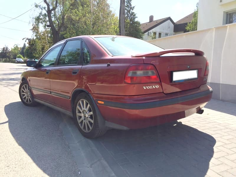 Al propietario del Volvo S40 P-449DBK
Favor comunicarse al 30265811