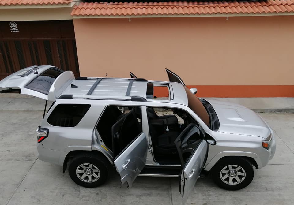 4RUNNER 4X4 SR5 MODELO 2016