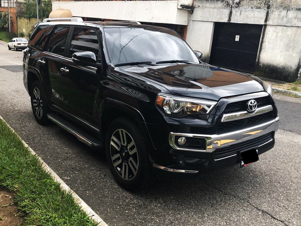 2016 TOYOTA  4 RUNNER LIMITED ESPECTACULAR