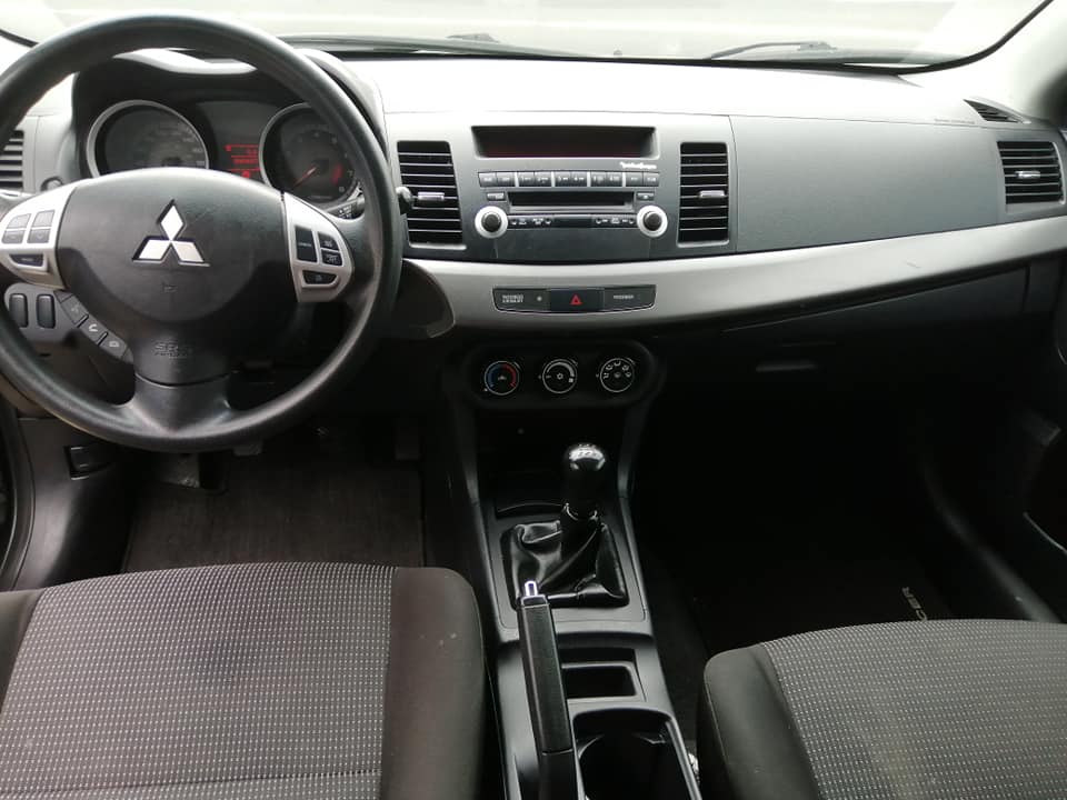 REMATO MITSUBISHI LANCER MODELO 2009 R-INGRESADO