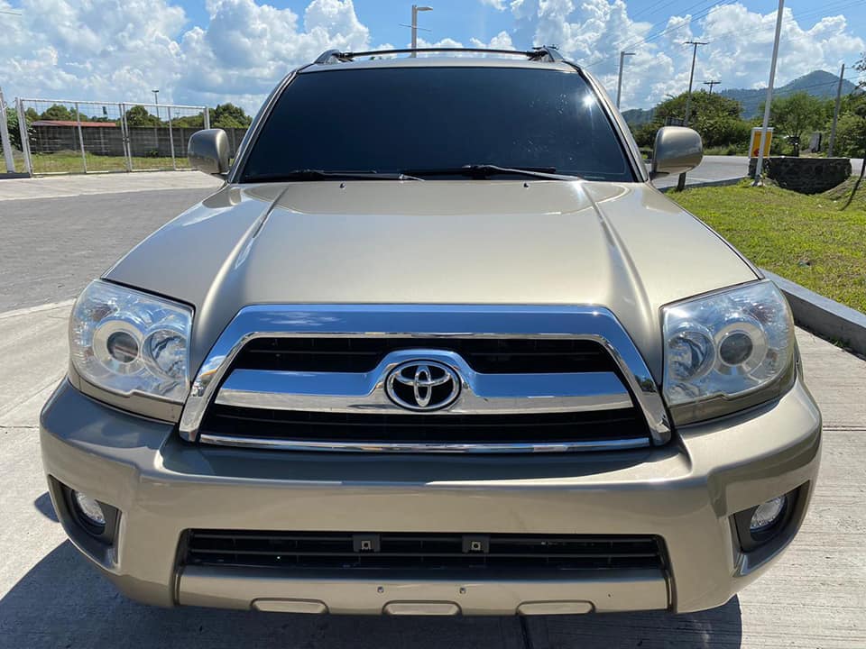 4RUNNER 4x4, modelo 2007