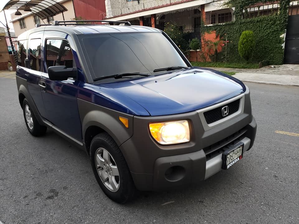 VENDO HONDA ELEMENT MOD 2004 MECANICA 4X4 SUNROOF RECIEN TRAIDA RECIBO VEHICULO