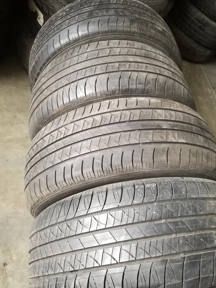 215/50/17 Marca Hankook