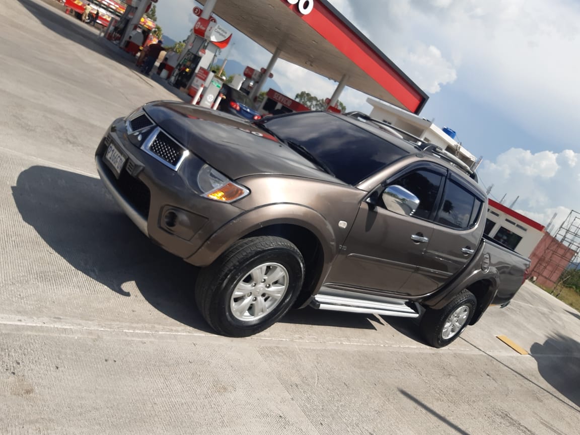 Mitsubishi l200 diésel 2012