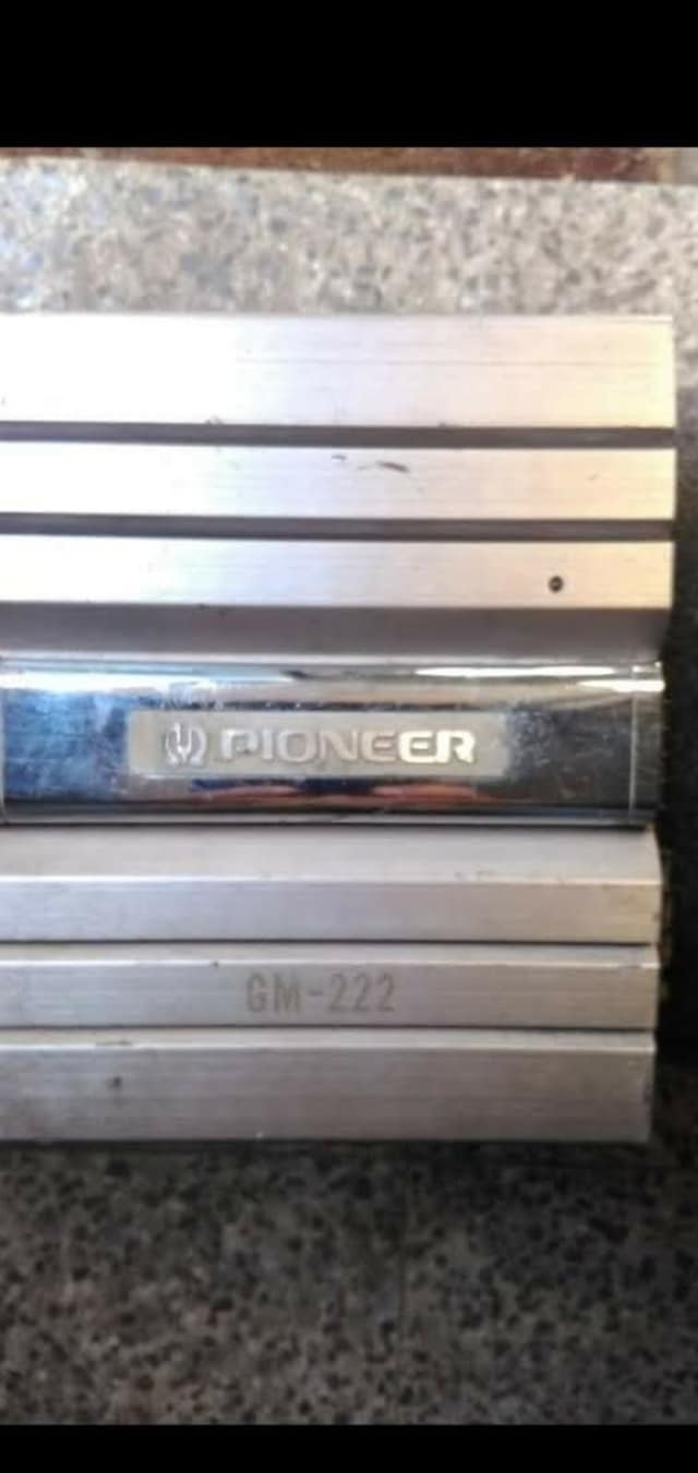 Woofer y amplificador