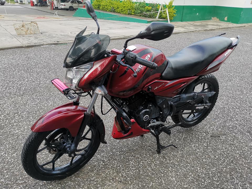 Bajaj Discovery 150S Año 2016, Papelería en Orden, Un Solo Dueño, PRECIO Q. 8,900.00 NEGOCIABLES

Bu