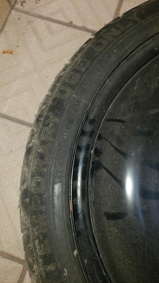 Llanta de repuesto  para mazda