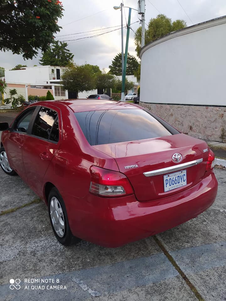 2007 TOYOTA YARIS SEDAN MECÁNICO cuota mensual Q1240