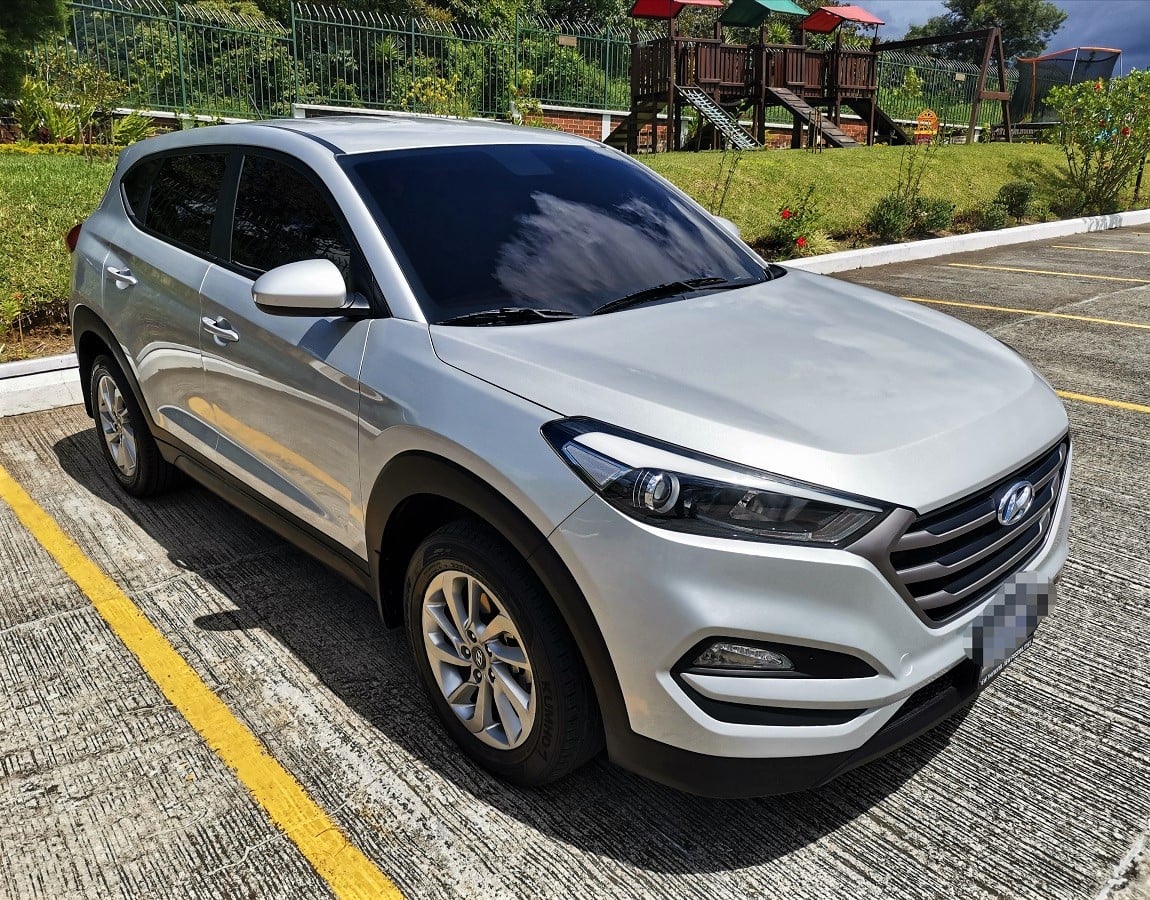 2016 Hyundai Tucson de Agencia Automática / Sportage Sorento Creta Santa Fe HRV CRV RAV4 Outlander Sport ASX Rogue Xtrail Mazda 5 CX3 CX30 CX5