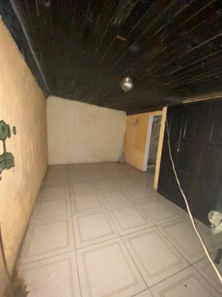 9 habitaciones 3 baños Casa