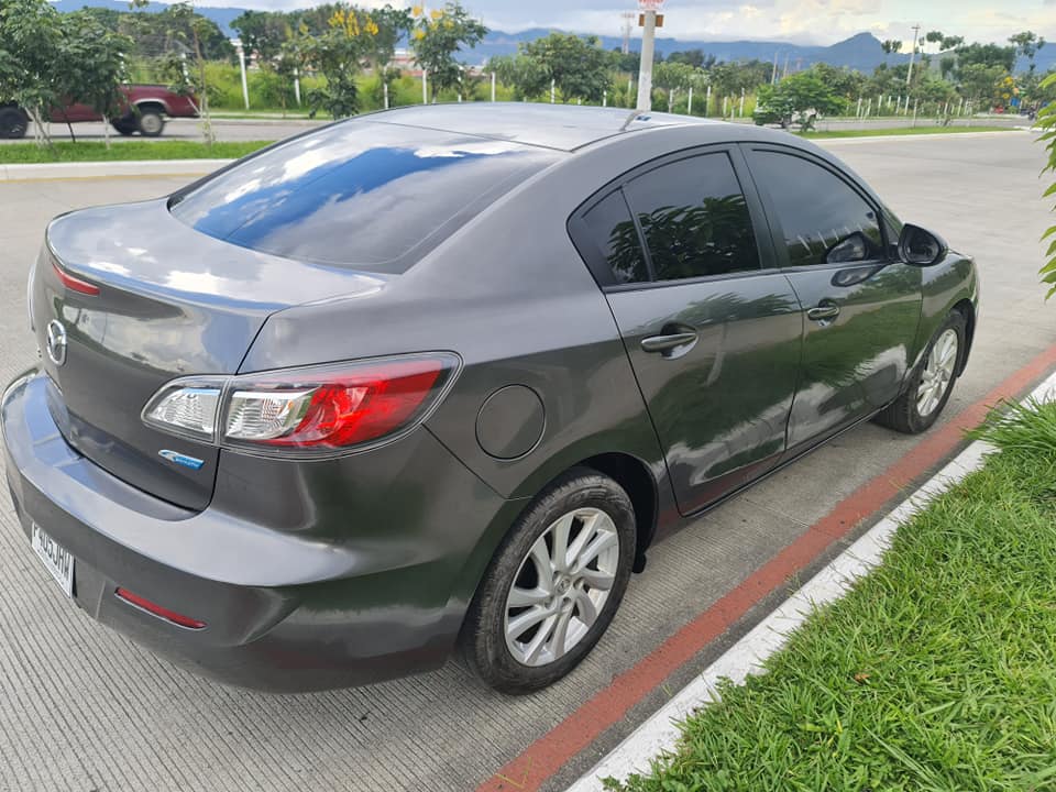 MAZDA 3 2012 RECIEN INGRESO  SKYACTIV