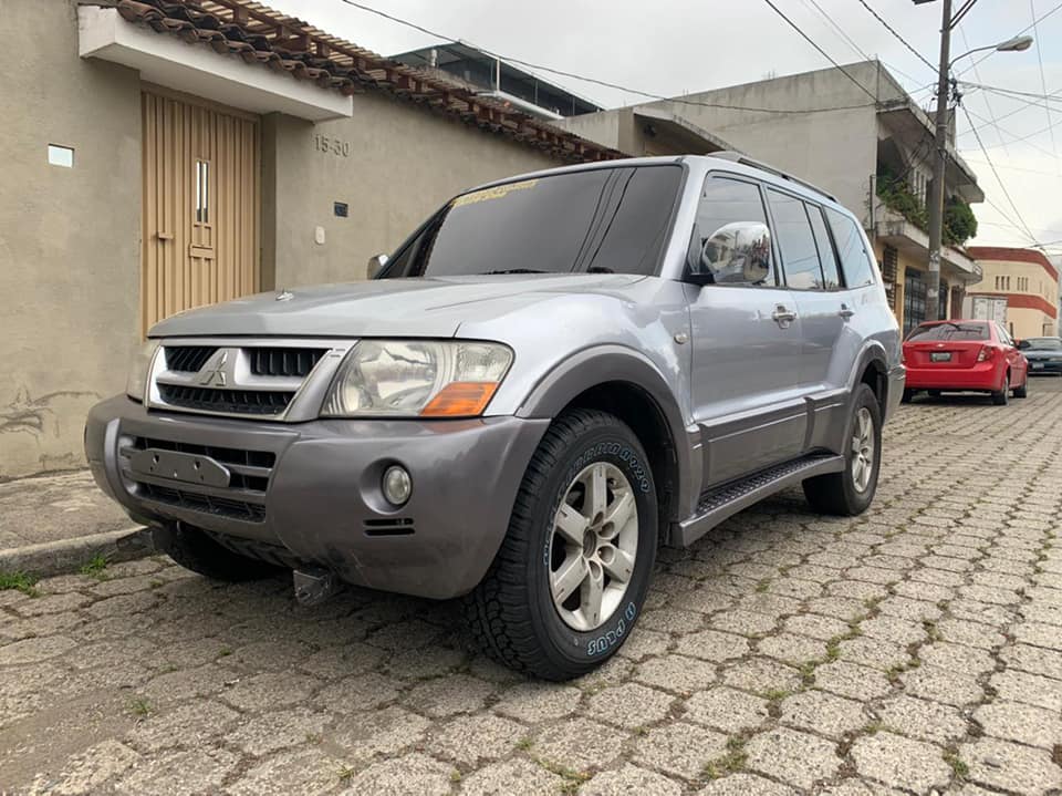Mitsubishi Montero GLS 4x4 Turbo diésel 2005 de Agencia