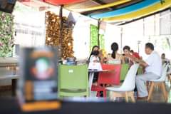 Mariscos y más... Ubicaciones:
 1. Paseo la sexta 14-61 Zona 1 
 2. Calz.Aguilar