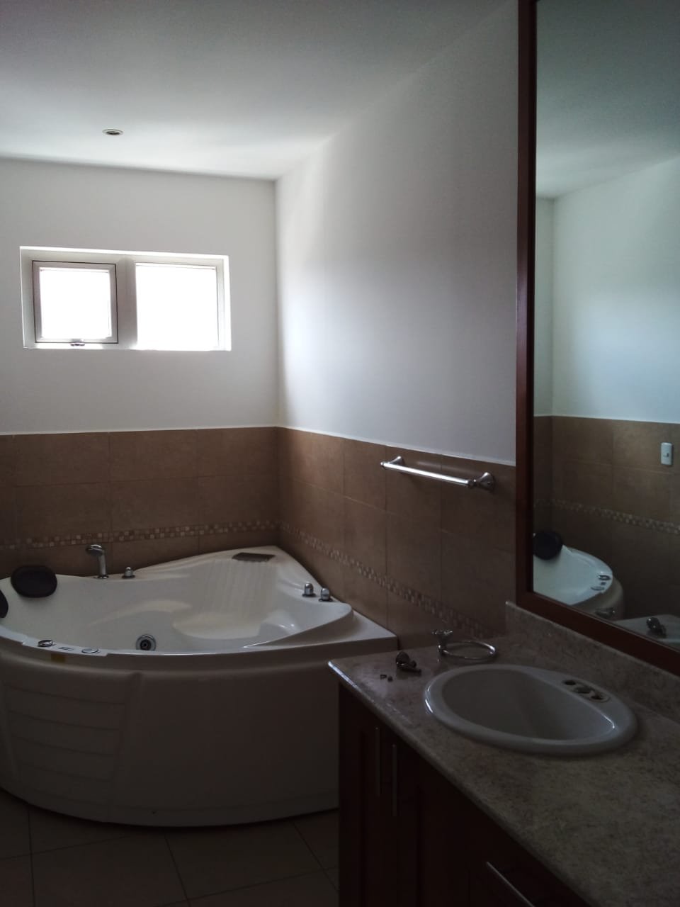 3 habitaciones 3 baños Departamento/condominio